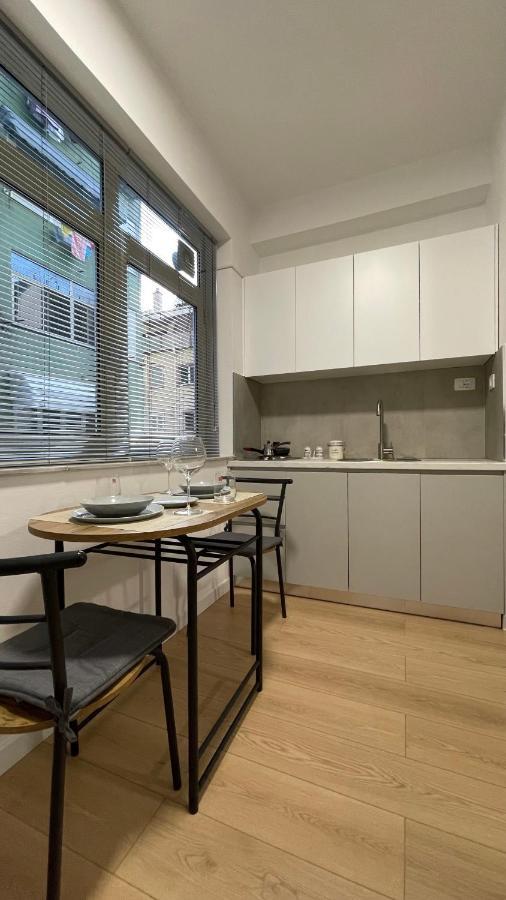 Johana Blloku Apartment In Amazing Location! Tiranë Ngoại thất bức ảnh